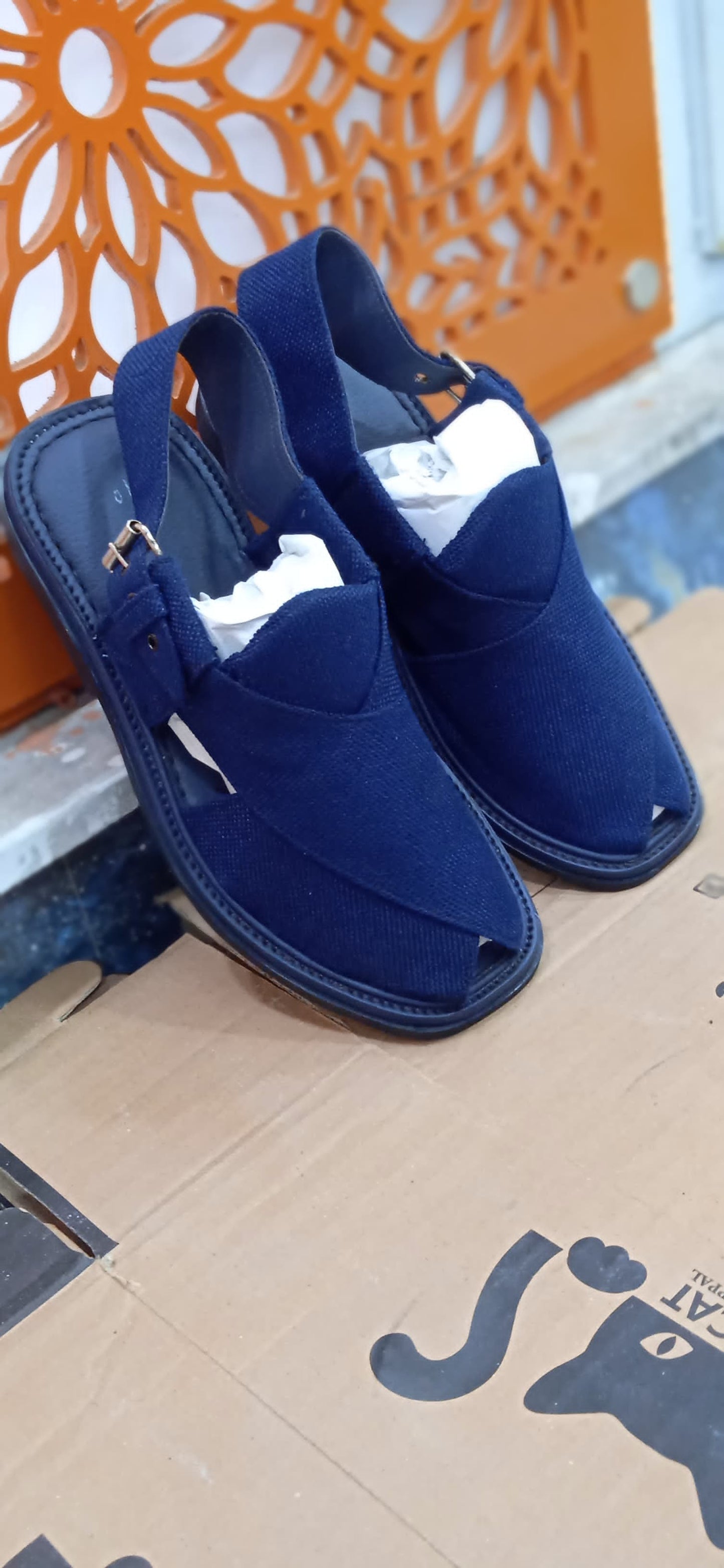 TRADITIONAL BLUE JEAN GOGO