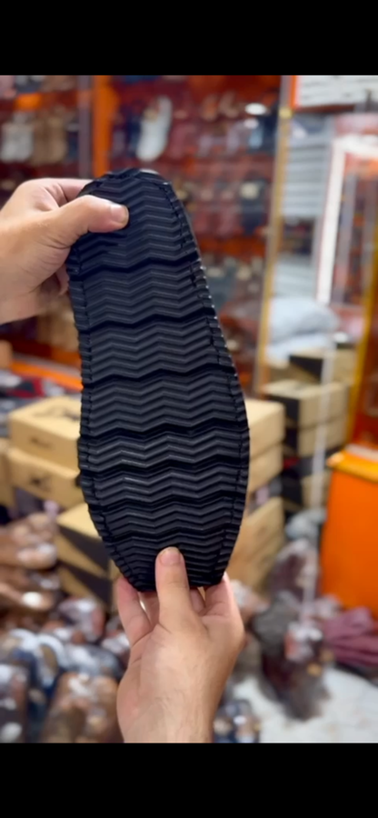 Mat Black Sketcher sole kaftan