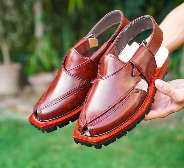 MASTURD BROWN NOROZI