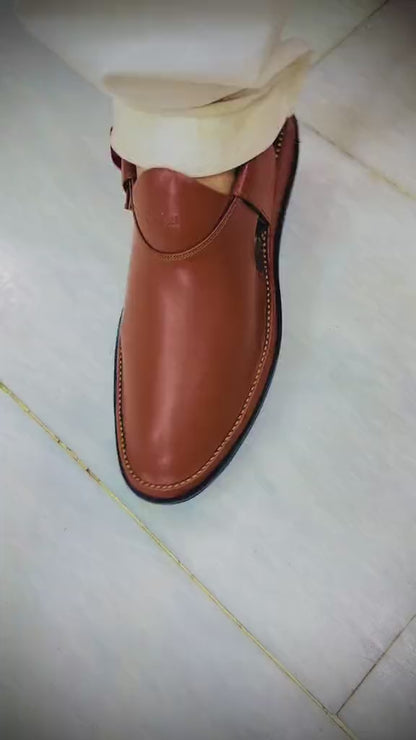 Brown chappal boot