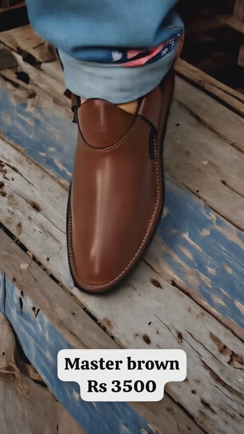 Royal brown boot